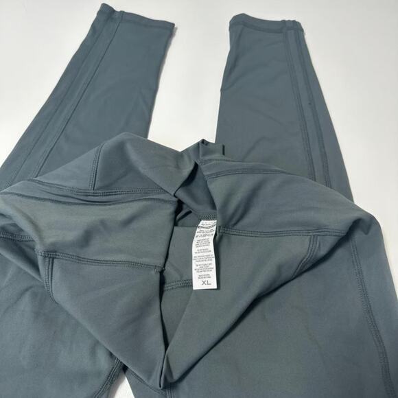 Alphalete Pulse Kinetic Legging - Picture 4 of 7